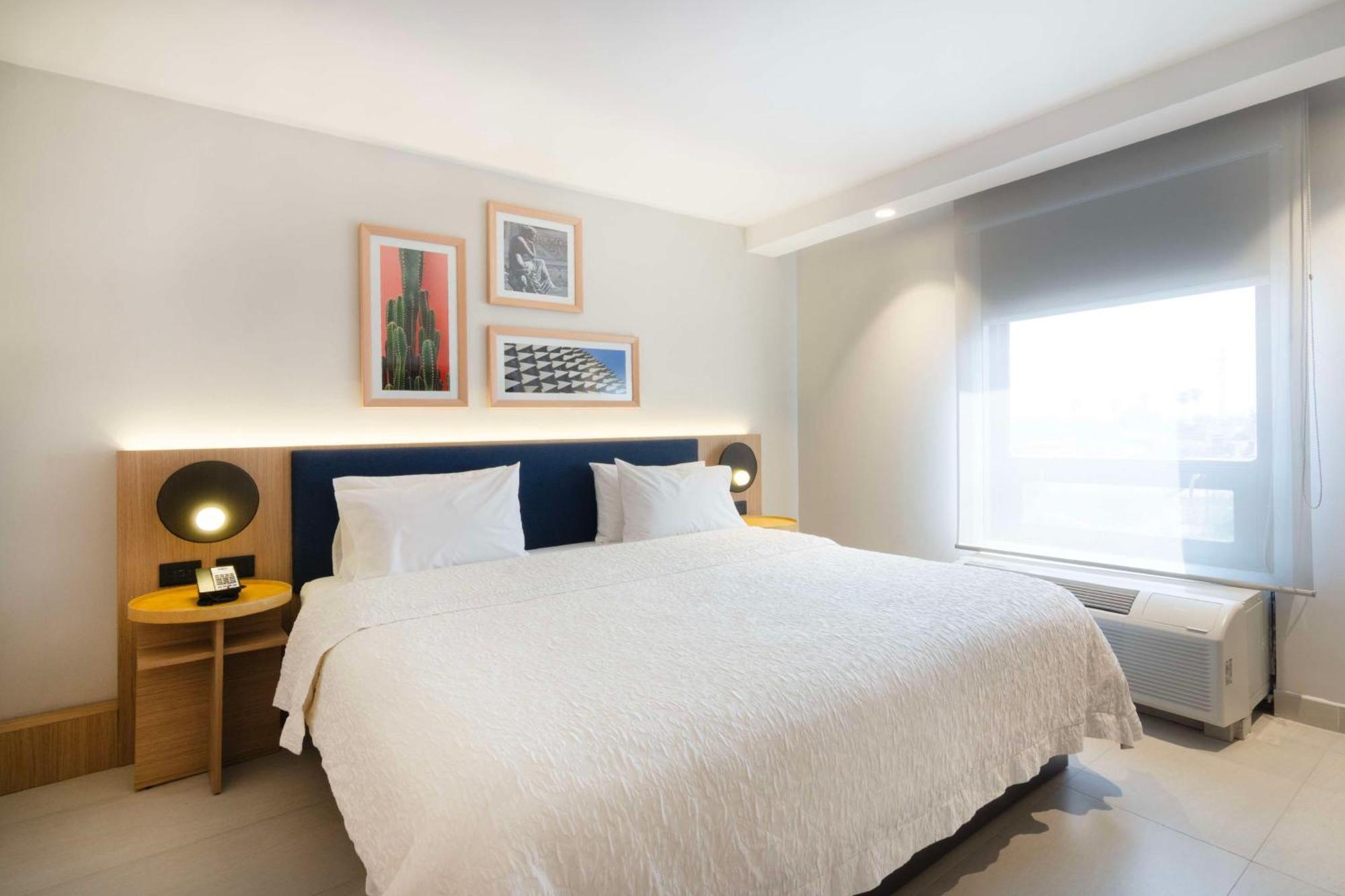 Hampton By Hilton Saltillo Zona Aeropuerto Exterior photo