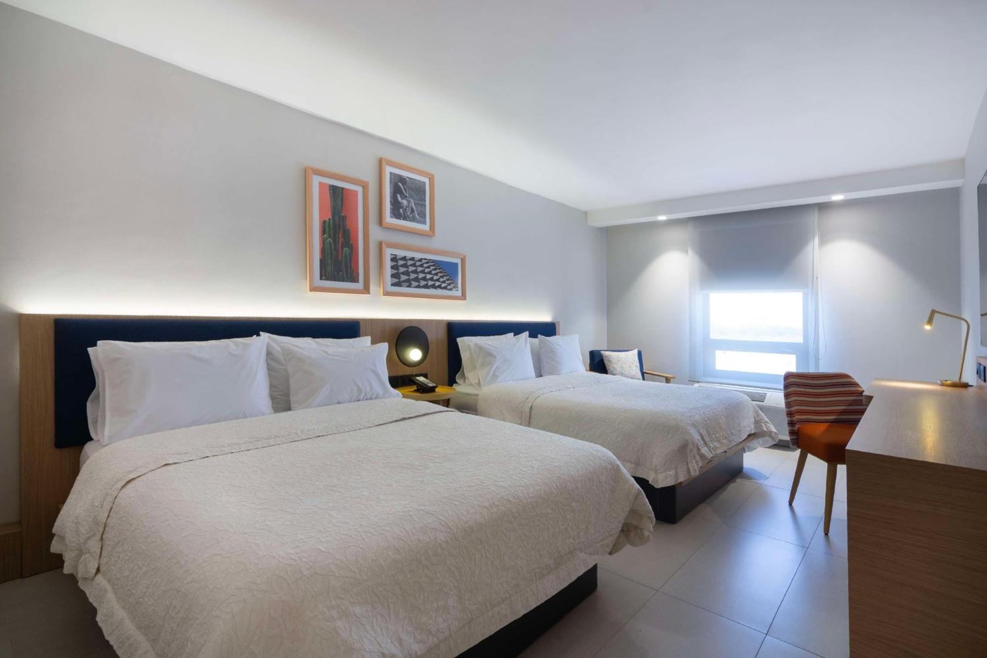 Hampton By Hilton Saltillo Zona Aeropuerto Exterior photo
